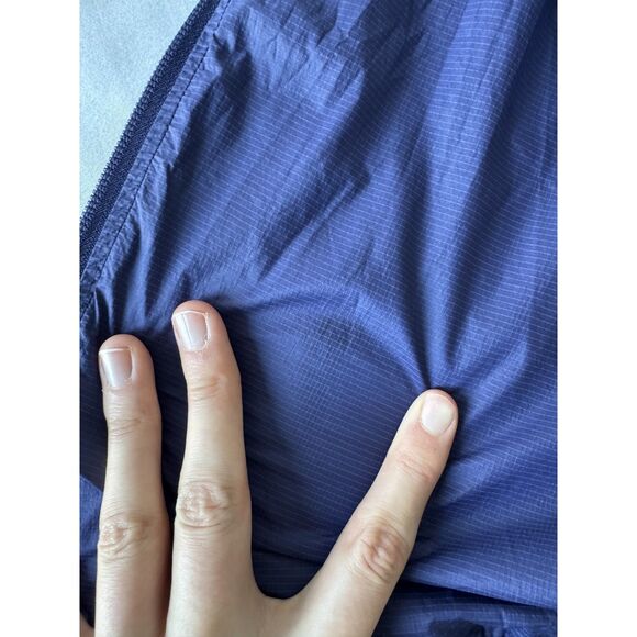 The North Face Women's Windbreaker Purple Size M - Picture 7 of 7